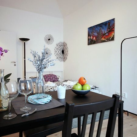 Residence Vita Nejedleho プラハ エクステリア 写真